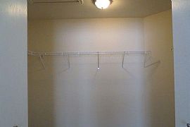 1754 Hickory Park Ln in Aurora, IL (Photo 7 of 12)