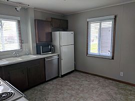 1606 Richmond Rd Ne in Cedar Rapids, IA (Photo 9 of 9)