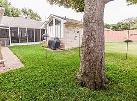 3 Beds 2 Baths For More Information Call (979) 493-0047 in Plano, TX (Photo 12 of 12)