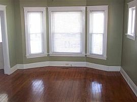 139 W Hickman St, Winchester Rent 500 Deposit 500 Total 1000 in Winchester, KY (Photo 10 of 10)