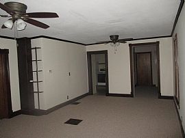 1117 E College St in Iowa City, IA (Photo 3 of 12)