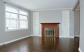 4200 W 74th St in Prairie Village, KS (Photo 3 of 12)