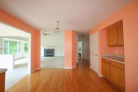 165 Rockwood Ct in Ann Arbor, MI (Photo 5 of 12)