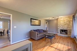  2514 Oregon Ave S  in Minneapolis, MN (Photo 3 of 12)