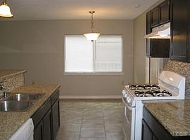 6114 Hopes Ferry St, San Antonio, Tx 78233 3 Beds 2 Baths 1,337 in San Antonio, TX (Photo 5 of 11)