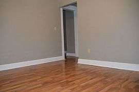 $500 For The Rent,$500 For The Deposit  in Springfield, MO (Photo 4 of 7)