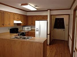 $600 For The Rent,$600 For The Deposit  in Searcy, AR (Photo 4 of 8)
