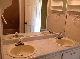 $600 For The Rent,$600 For The Deposit  in Searcy, AR (Photo 6 of 8)