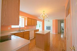 4 Bed, 2.5 Bath, 2930 Sqft, $1,800 in Ann Arbor, MI (Photo 5 of 12)