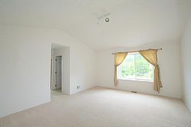 4 Bed, 2.5 Bath, 2930 Sqft, $1,800 in Ann Arbor, MI (Photo 7 of 12)