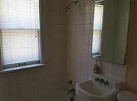 3 Beds 2 Baths in Minneapolis, MN (Photo 3 of 6)