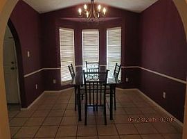 3 Beds 2 Baths in Albuquerque, NM (Photo 2 of 5)