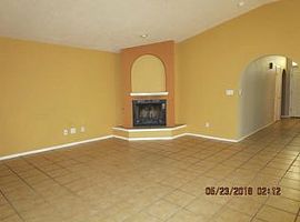 3 Beds 2 Baths in Albuquerque, NM (Photo 4 of 5)