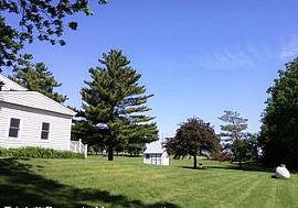 4 Beds 1.5 Baths in Kelley, IA (Photo 3 of 6)