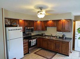 3 Beds 1 Bath in Marion, IA (Photo 3 of 6)