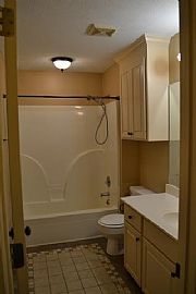 3 Bed, 2.0 Bath, 1560 Sqft, $950 in Madison, MS (Photo 9 of 10)