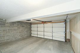 7305 Wyoming St in Omaha, NE (Photo 12 of 12)