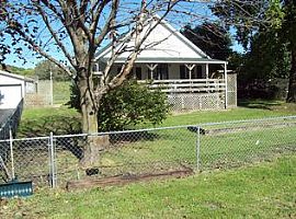 $500 For The Rent,$500 For The Deposit  in East Peoria, IL (Photo 2 of 5)