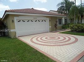 2003 Nw 178th Way, Pembroke Pines, Fl 33029 in Pembroke Pines, FL