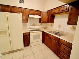 609 Fairmont Dr, Brandon, Fl 33511 in Brandon, FL (Photo 6 of 6)