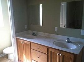 $600 For The Rent,$600 For The Deposit  in Brunswick, GA (Photo 2 of 5)