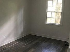 5212 Greenwood Ln, Mobile, Al 36608 in Mobile, AL (Photo 5 of 7)