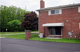 5099 Mansfield Ave, Royal Oak, Mi 48073  in Royal Oak, MI