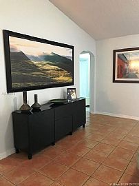 4196 Pine Ridge Ln, Weston, Fl 33331 The Rent Is $400 in Weston, FL