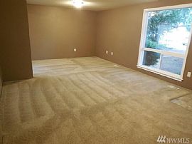 Perfect Location For People Who Is Looking For Easy Commute in  in Seattle, WA (Photo 4 of 6)