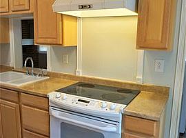 910 Graycroft Dr Sw,Huntsville, Al 35802  in Huntsville, AL (Photo 6 of 12)