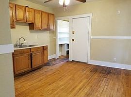 3338 N Richards Street # First Floor, Milwaukee, Wi 53212 in Milwaukee, WI (Photo 5 of 7)