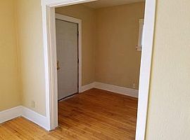 3338 N Richards Street # First Floor, Milwaukee, Wi 53212 in Milwaukee, WI (Photo 6 of 7)