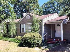 2215 California St Se,Huntsville, Al 35801 in Huntsville, AL (Photo 9 of 10)