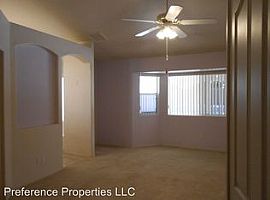 2112 Town and Country Dr, Sierra Vista, Az 85635 in Sierra Vista, AZ (Photo 7 of 12)