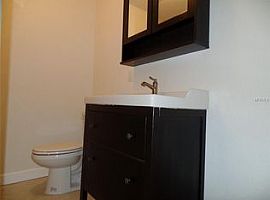  2619 45th St S, Gulfport, Fl 33711 3 Beds 1 Bath 888 Sqft in Gulfport, FL (Photo 8 of 8)