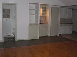 33350 S Woodland Rd, Pepper Pike, Oh 44124 3 Beds 2.5 Baths in Pepper Pike, OH (Photo 2 of 8)