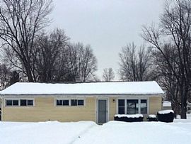 6098 Atwell Rd, Toledo, Oh 43613 Rent $550 and Dep $550 in Toledo, OH