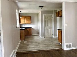 20901 Clare Ave, Maple Heights, Oh 44137 Rent $550 and Dep $550 in Maple Heights, OH (Photo 3 of 8)