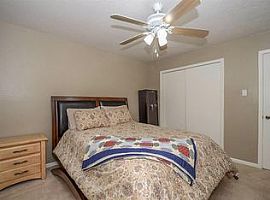 226 W New Meadows Dr, Sugar Land, Tx 77479 Rent$750 and Dep $750 in Sugar Land, TX (Photo 6 of 7)
