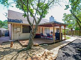 226 W New Meadows Dr, Sugar Land, Tx 77479 Rent$750 and Dep $750 in Sugar Land, TX (Photo 7 of 7)