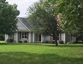 2400 Varner Rd in Greensboro, NC