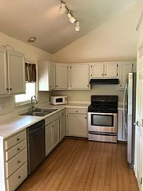 2400 Varner Rd in Greensboro, NC (Photo 4 of 12)