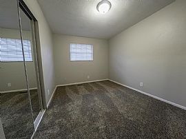 8742 Shadycreek Dr in Dayton, OH (Photo 9 of 12)