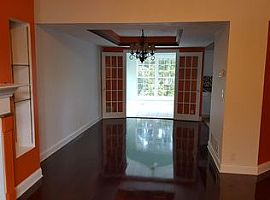 5113 Silverton Ln, Louisville, Ky 40241 4 Beds 2 Baths in Louisville, KY (Photo 2 of 10)