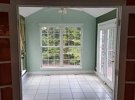 5113 Silverton Ln, Louisville, Ky 40241 4 Beds 2 Baths in Louisville, KY (Photo 9 of 10)