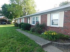 55 Westgate Ct, Versailles, Ky 40383 Rent $500 $ Dep $500  in Versailles, KY