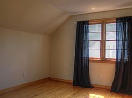 1519 Mctavish Dr, Clarksville, in 47129 Rent $600 and Dep $600 in Clarksville, IN (Photo 4 of 9)