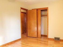 1519 Mctavish Dr, Clarksville, in 47129 Rent $600 and Dep $600 in Clarksville, IN (Photo 5 of 9)