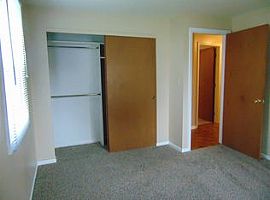 1016 Candlewood Way, Fort Wayne, in 46845 Rent $650 and Dep $650 in Fort Wayne, IN (Photo 6 of 10)