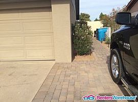 11827 N 40th Dr, Phoenix, Az 85029 in Phoenix, AZ (Photo 6 of 7)